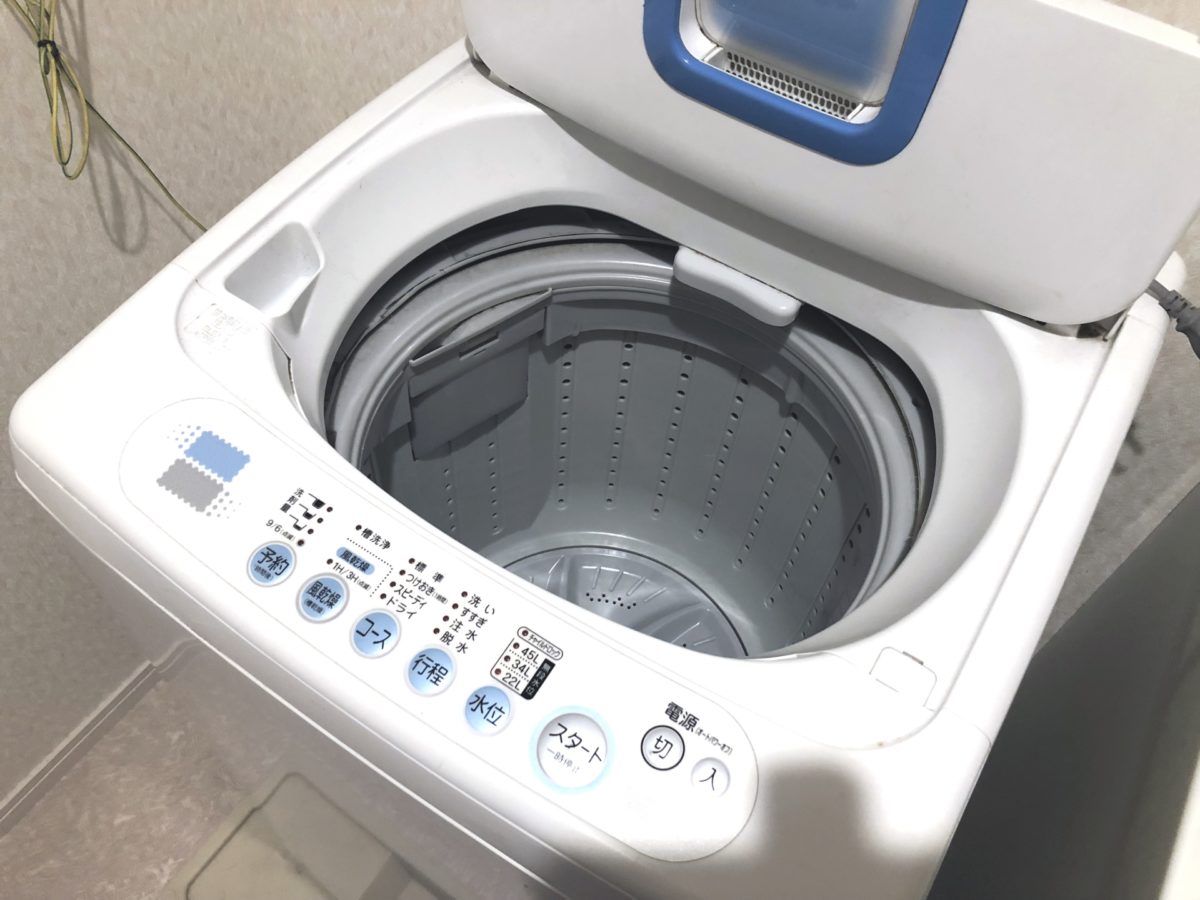 洗濯機の洗剤投入口に水がたまる原因や対処法をご紹介します！
